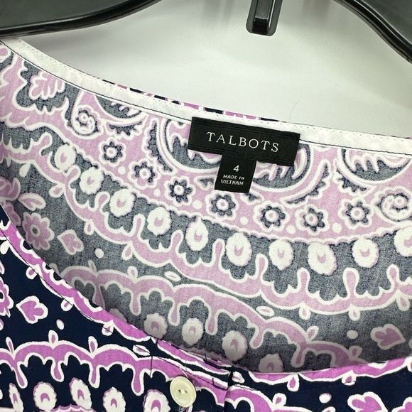 Talbots Poplin Fit and Flare Medallion Print Dress Size 2 Lilac Sleeveless NWOT - Picture 3 of 5